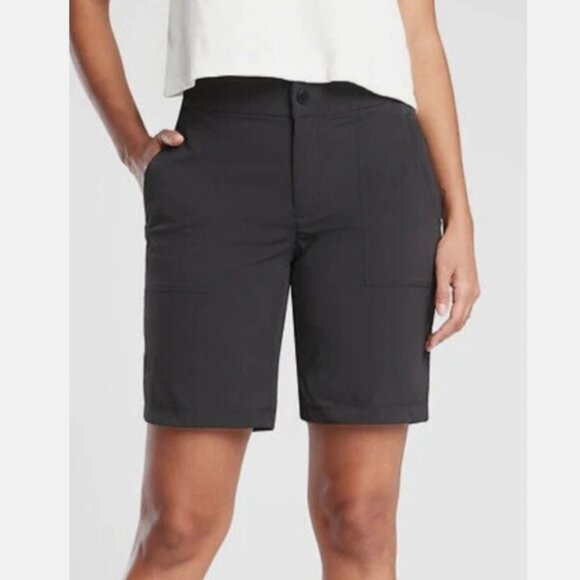 Athleta Trekkie Bermuda Short Black Size 8 - Picture 1 of 16
